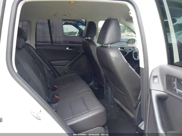 WVGAV7AX0GW516985 2016 VOLKSWAGEN TIGUAN - Image 8