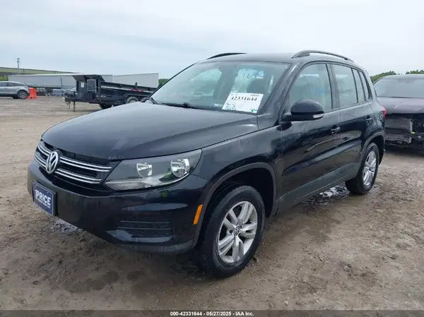 WVGAV7AX0GW519952 2016 VOLKSWAGEN TIGUAN - Image 2