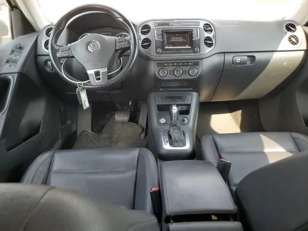 WVGAV7AX0GW528084 2016 VOLKSWAGEN TIGUAN - Image 8