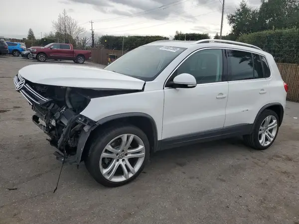 WVGAV7AX0GW537917 2016 VOLKSWAGEN TIGUAN - Image 1