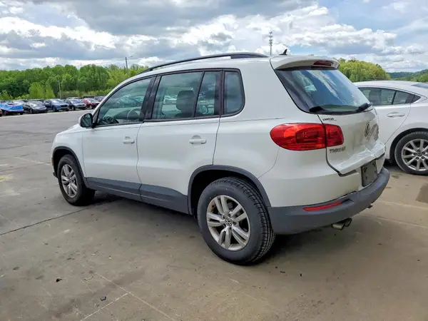 WVGAV7AX0GW540736 2016 VOLKSWAGEN TIGUAN - Image 2