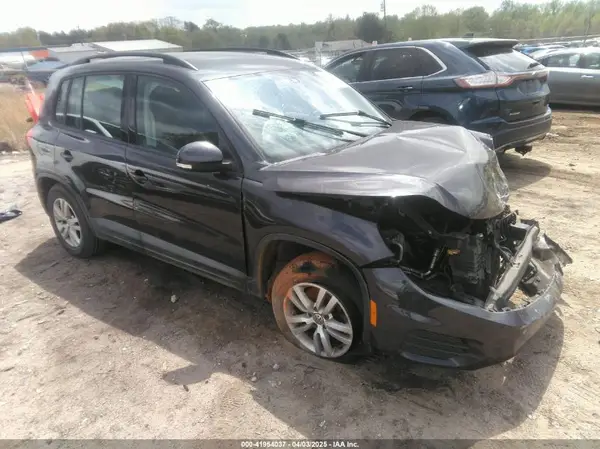 WVGAV7AX0GW552305 2016 VOLKSWAGEN TIGUAN - Image 1