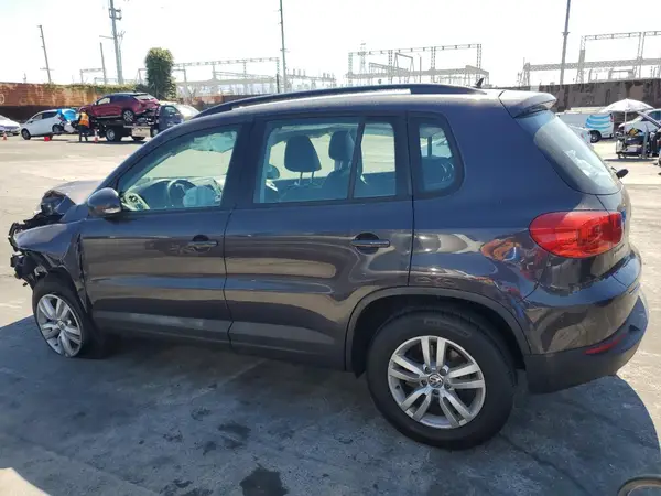 WVGAV7AX0GW559125 2016 VOLKSWAGEN TIGUAN - Image 2