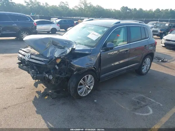 WVGAV7AX0GW563336 2016 VOLKSWAGEN TIGUAN - Image 2