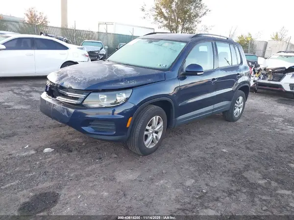 WVGAV7AX0GW575065 2016 VOLKSWAGEN TIGUAN - Image 2