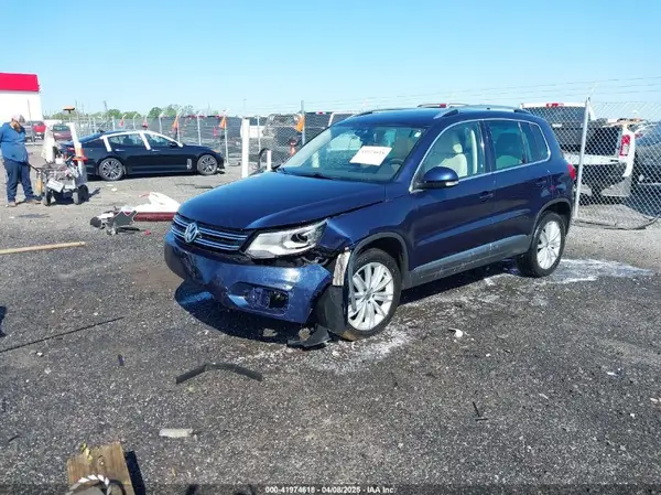 WVGAV7AX0GW581352 2016 VOLKSWAGEN TIGUAN - Image 2