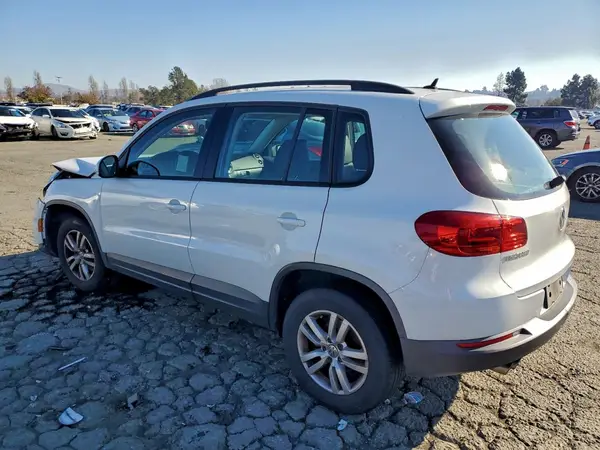 WVGAV7AX0GW593193 2016 VOLKSWAGEN TIGUAN - Image 2