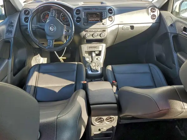WVGAV7AX0GW593193 2016 VOLKSWAGEN TIGUAN - Image 8