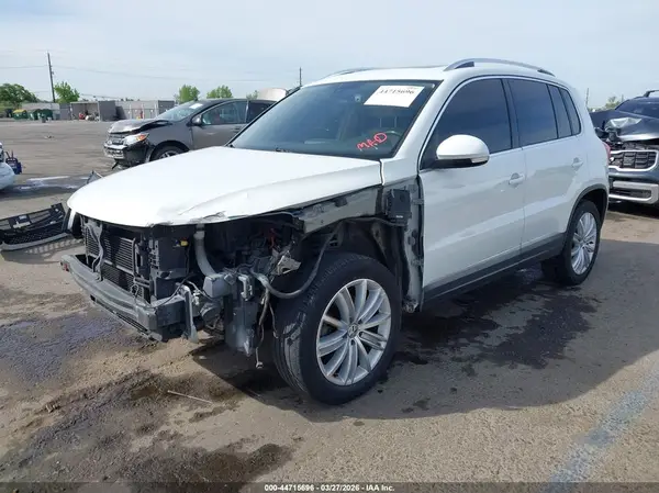 WVGAV7AX0GW597339 2016 VOLKSWAGEN TIGUAN - Image 2