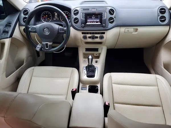 WVGAV7AX0GW597664 2016 VOLKSWAGEN TIGUAN - Image 8