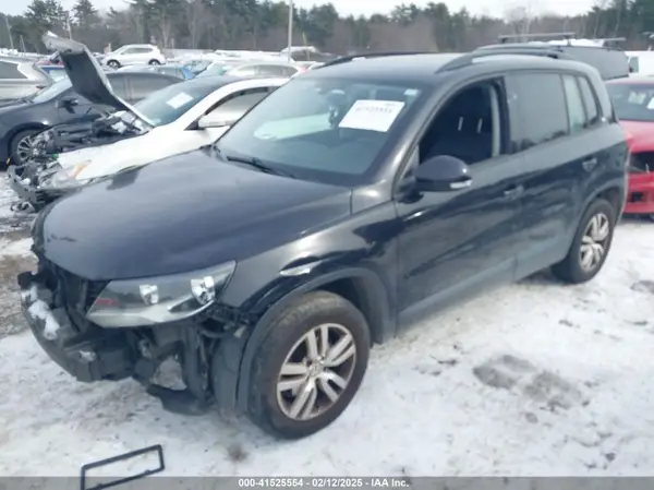WVGAV7AX0GW598930 2016 VOLKSWAGEN TIGUAN - Image 2