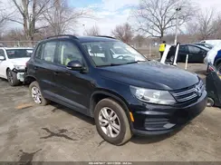 WVGAV7AX0GW602717 2016 VOLKSWAGEN TIGUAN