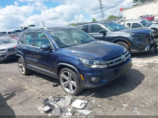 WVGAV7AX0GW606895 2016 VOLKSWAGEN TIGUAN - Image 1
