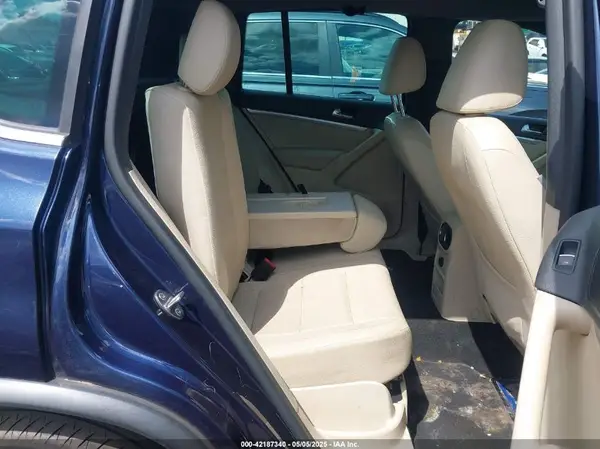 WVGAV7AX0GW606895 2016 VOLKSWAGEN TIGUAN - Image 8
