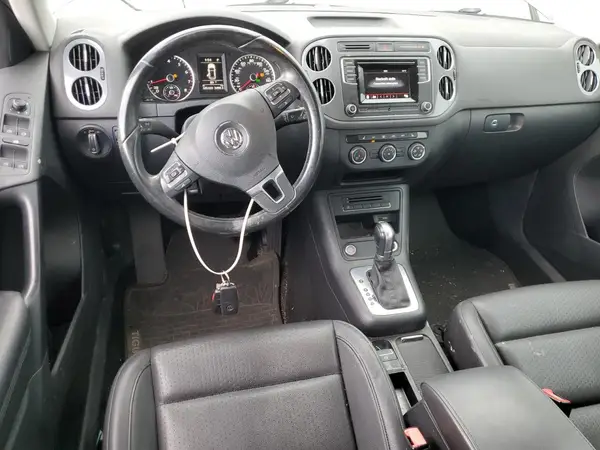 WVGAV7AX0GW615645 2016 VOLKSWAGEN TIGUAN - Image 8