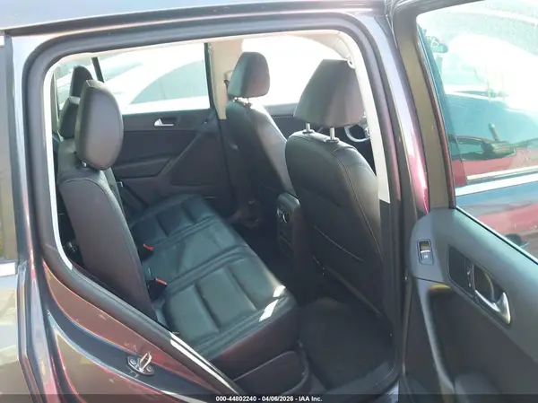 WVGAV7AX0GW616438 2016 VOLKSWAGEN TIGUAN - Image 8