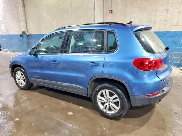 WVGAV7AX0HK004698 2017 VOLKSWAGEN TIGUAN - Image 2