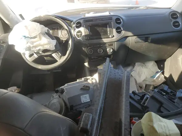 WVGAV7AX0HK012221 2017 VOLKSWAGEN TIGUAN - Image 8