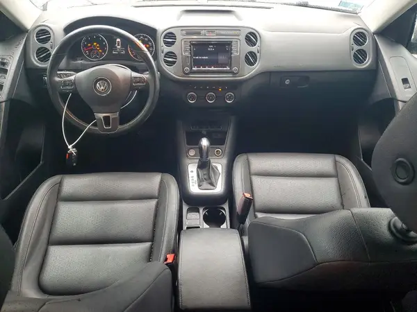 WVGAV7AX0HK017676 2017 VOLKSWAGEN TIGUAN - Image 8