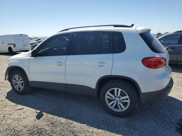 WVGAV7AX0HK026345 2017 VOLKSWAGEN TIGUAN - Image 2