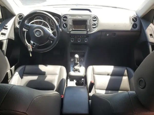 WVGAV7AX0HK026345 2017 VOLKSWAGEN TIGUAN - Image 8