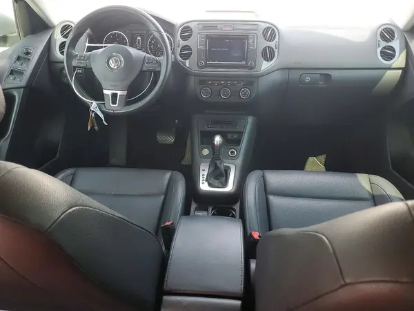 WVGAV7AX0HK026555 2017 VOLKSWAGEN TIGUAN - Image 8