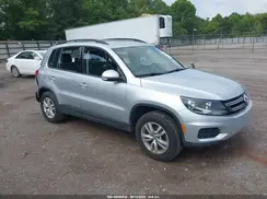 WVGAV7AX0HK027267 2017 VOLKSWAGEN TIGUAN