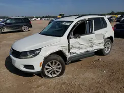 WVGAV7AX0HK041962 2017 VOLKSWAGEN TIGUAN