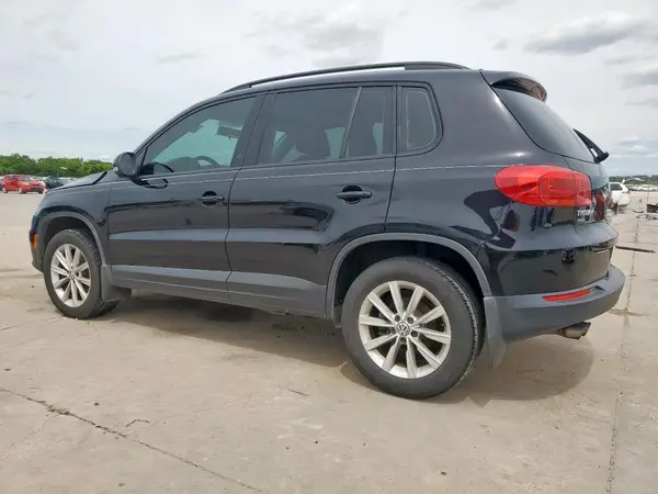 WVGAV7AX0HK051875 2017 VOLKSWAGEN TIGUAN - Image 2