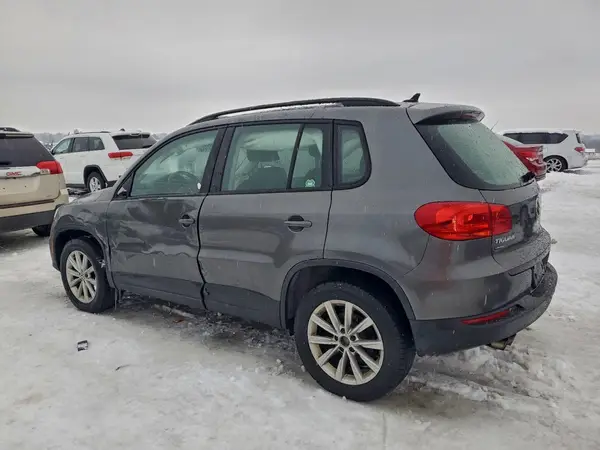 WVGAV7AX0JK003170 2018 VOLKSWAGEN TIGUAN - Image 2