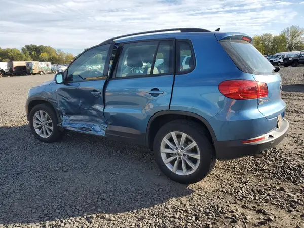WVGAV7AX0JK003346 2018 VOLKSWAGEN TIGUAN - Image 2