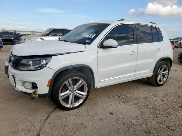 WVGAV7AX1GW037068 2016 VOLKSWAGEN TIGUAN - Image 1