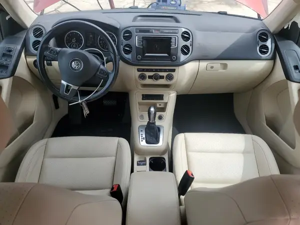 WVGAV7AX1GW088389 2016 VOLKSWAGEN TIGUAN - Image 8