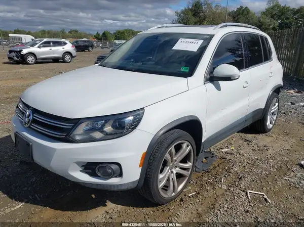 WVGAV7AX1GW509026 2016 VOLKSWAGEN TIGUAN - Image 2