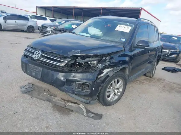 WVGAV7AX1GW514288 2016 VOLKSWAGEN TIGUAN - Image 2