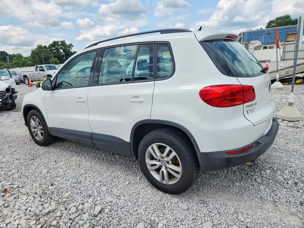 WVGAV7AX1GW523766 2016 VOLKSWAGEN TIGUAN - Image 2