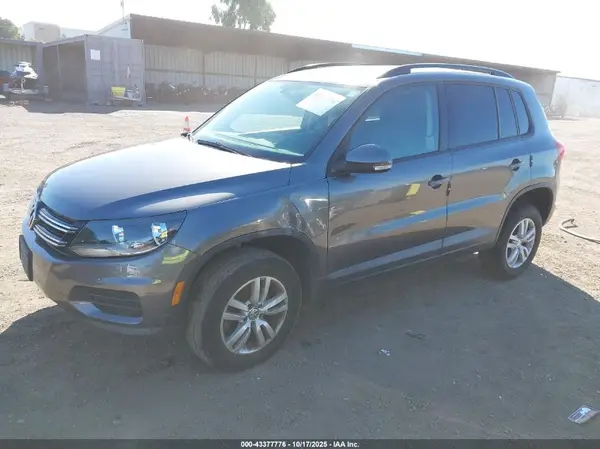 WVGAV7AX1GW538333 2016 VOLKSWAGEN TIGUAN - Image 2
