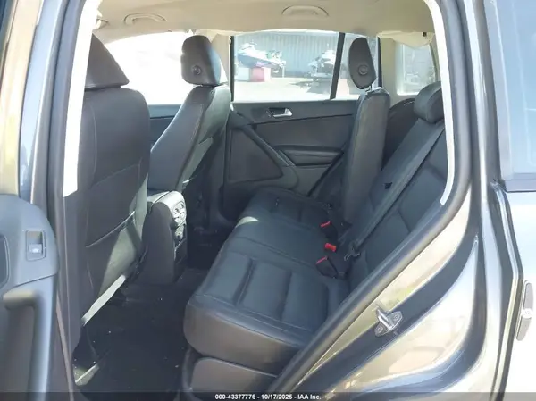 WVGAV7AX1GW538333 2016 VOLKSWAGEN TIGUAN - Image 8