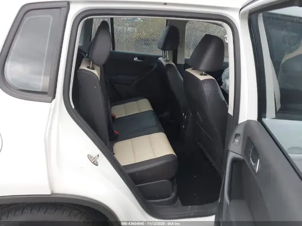WVGAV7AX1GW540163 2016 VOLKSWAGEN TIGUAN - Image 8