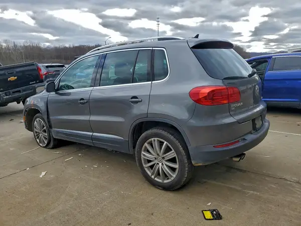 WVGAV7AX1GW549588 2016 VOLKSWAGEN TIGUAN - Image 2