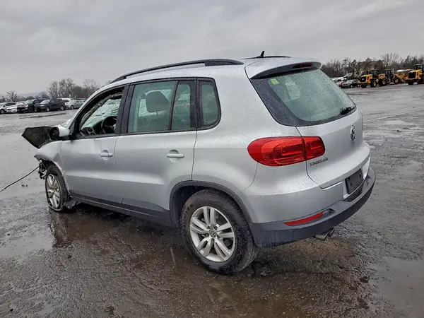 WVGAV7AX1GW552457 2016 VOLKSWAGEN TIGUAN - Image 2