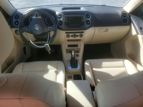 WVGAV7AX1GW554807 2016 VOLKSWAGEN TIGUAN - Image 8