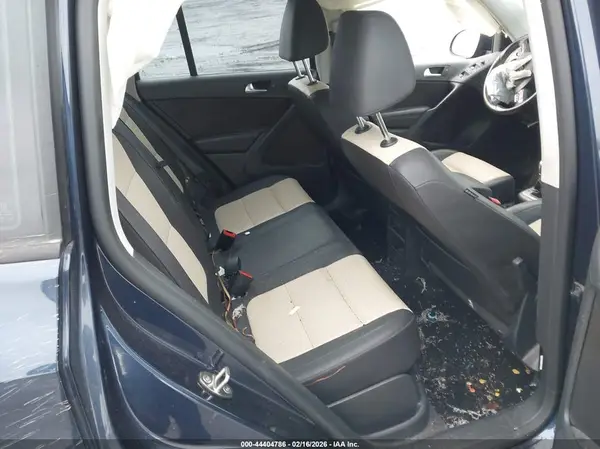 WVGAV7AX1GW556539 2016 VOLKSWAGEN TIGUAN - Image 8
