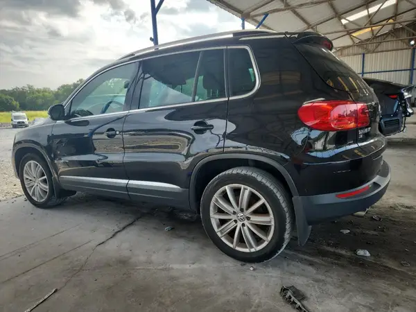 WVGAV7AX1GW561174 2016 VOLKSWAGEN TIGUAN - Image 2
