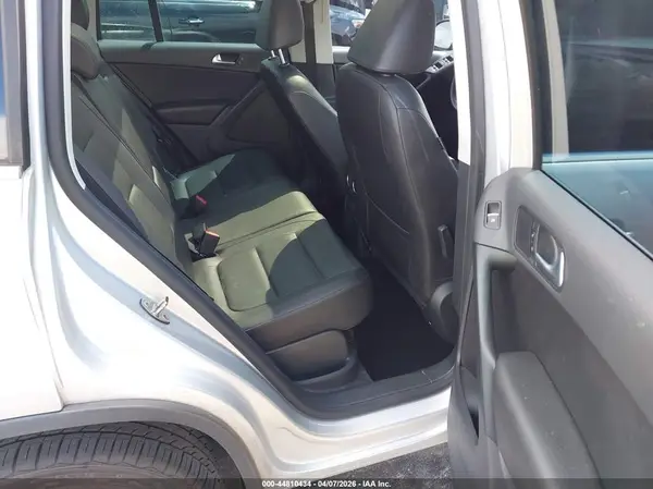 WVGAV7AX1GW569954 2016 VOLKSWAGEN TIGUAN - Image 8
