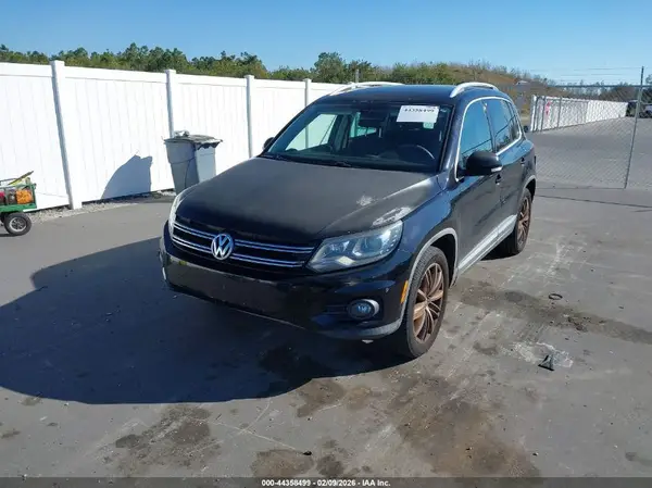 WVGAV7AX1GW573504 2016 VOLKSWAGEN TIGUAN - Image 2