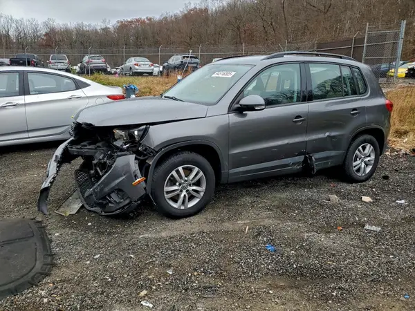 WVGAV7AX1GW581408 2016 VOLKSWAGEN TIGUAN - Image 1