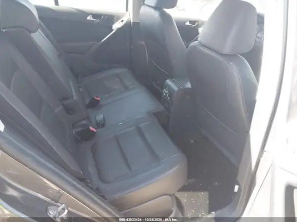WVGAV7AX1GW583577 2016 VOLKSWAGEN TIGUAN - Image 8