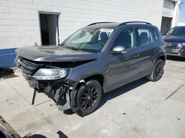 WVGAV7AX1GW585457 2016 VOLKSWAGEN TIGUAN - Image 1