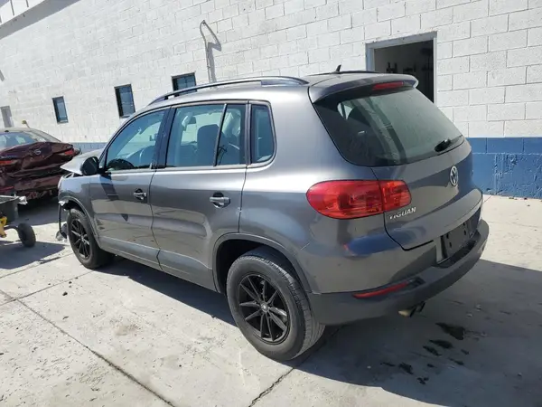 WVGAV7AX1GW585457 2016 VOLKSWAGEN TIGUAN - Image 2